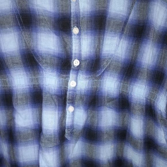 PINK VICTORIA'S SECRET LONG SLEEVE SHIRT - Picture 2 of 4